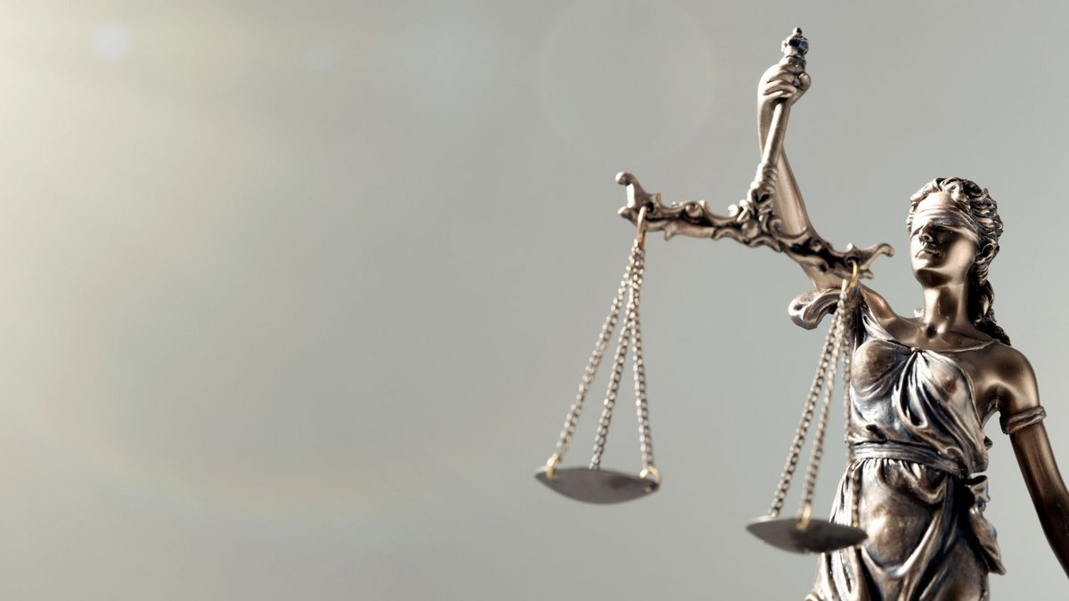 business law attorney near me